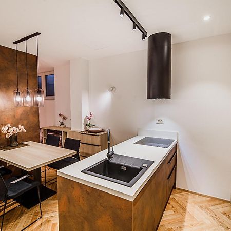 Apartments Slavec With Free Onsite Parking Kranjska Gora Exterior photo