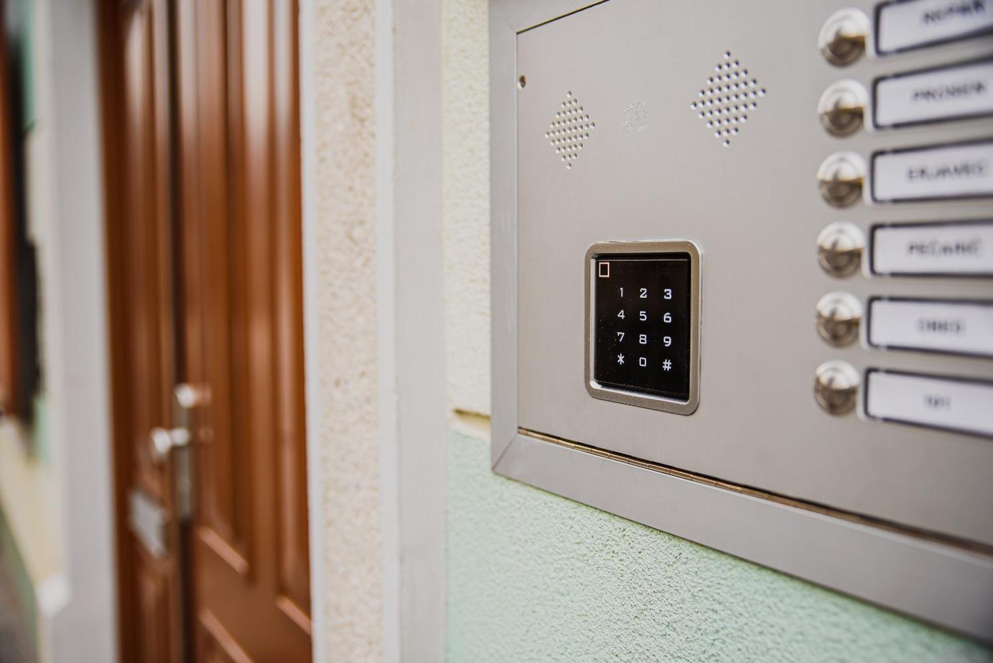 Apartments Slavec With Free Onsite Parking Kranjska Gora Room photo
