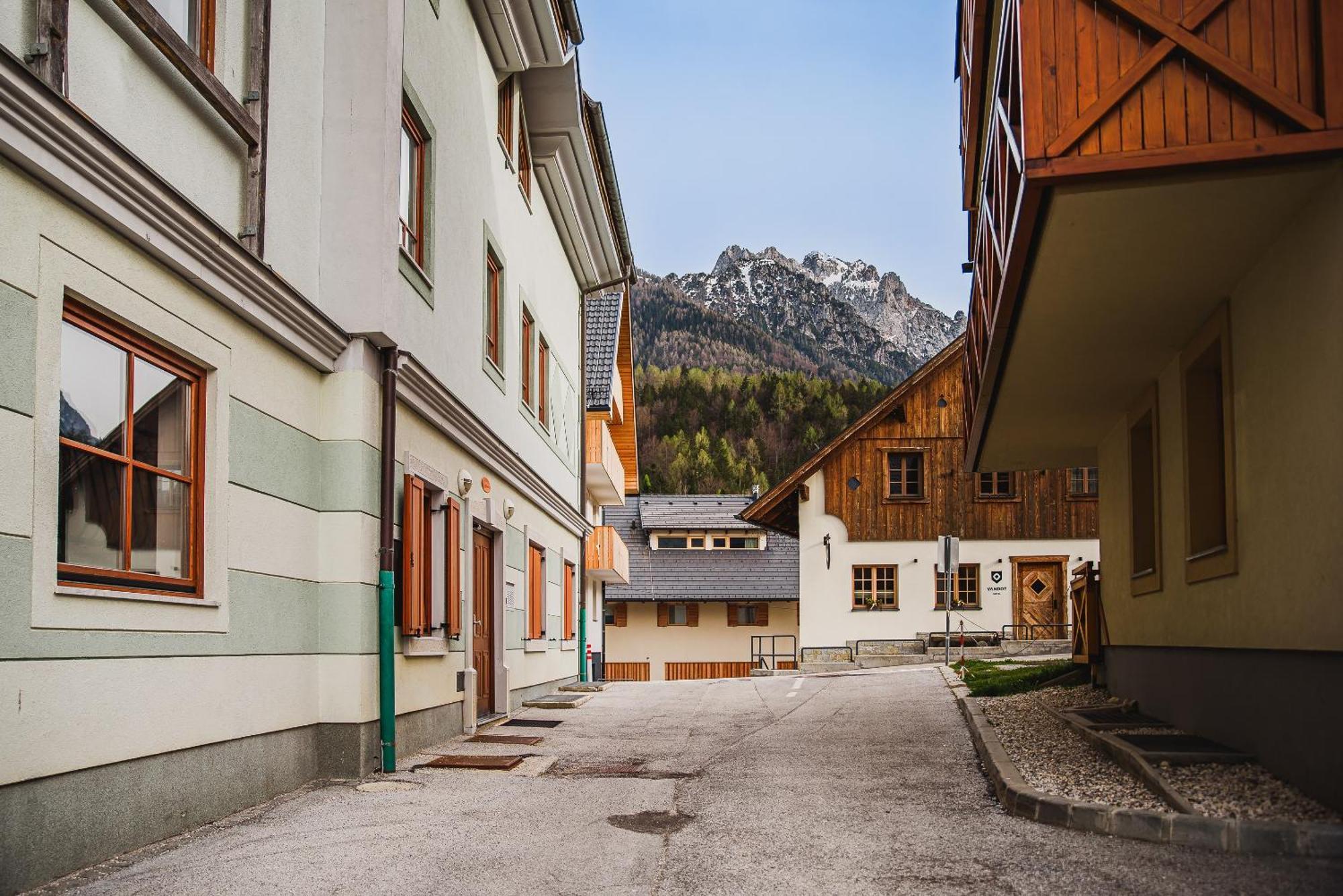 Apartments Slavec With Free Onsite Parking Kranjska Gora Exterior photo